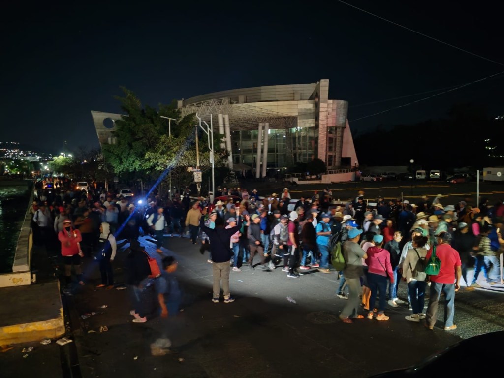 Se logran acuerdos sin ceder a presiones; gobernadora Evelyn Salgado garantiza atención equitativa a los&nbsp;municipios