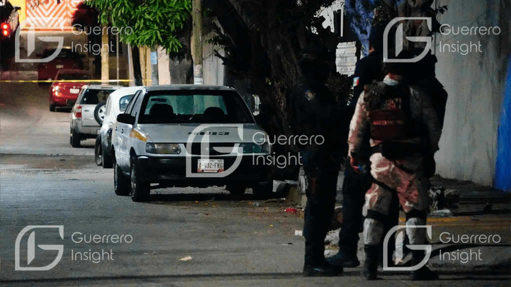 Dejan cadaver dentro de taxi en&nbsp;Acapulco