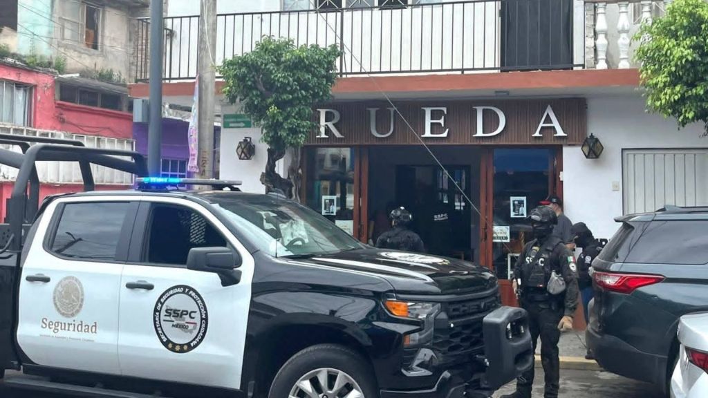 FGR asegura Semefo y funerarias en Iguala por el caso&nbsp;Ayotzinapa