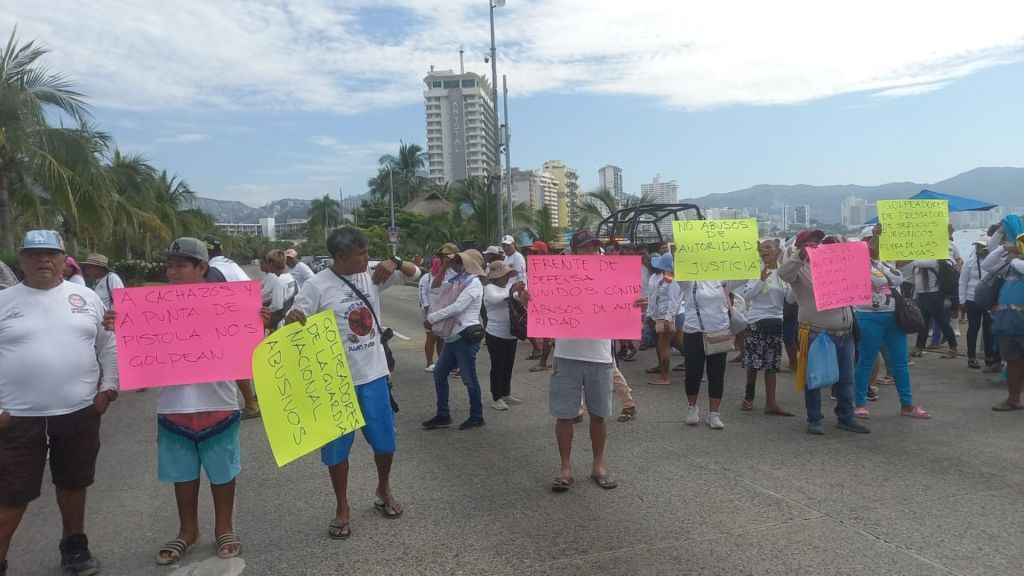 Prestadores bloquean la Costera: exigen la salida de la Guardia Nacional por&nbsp;agresión