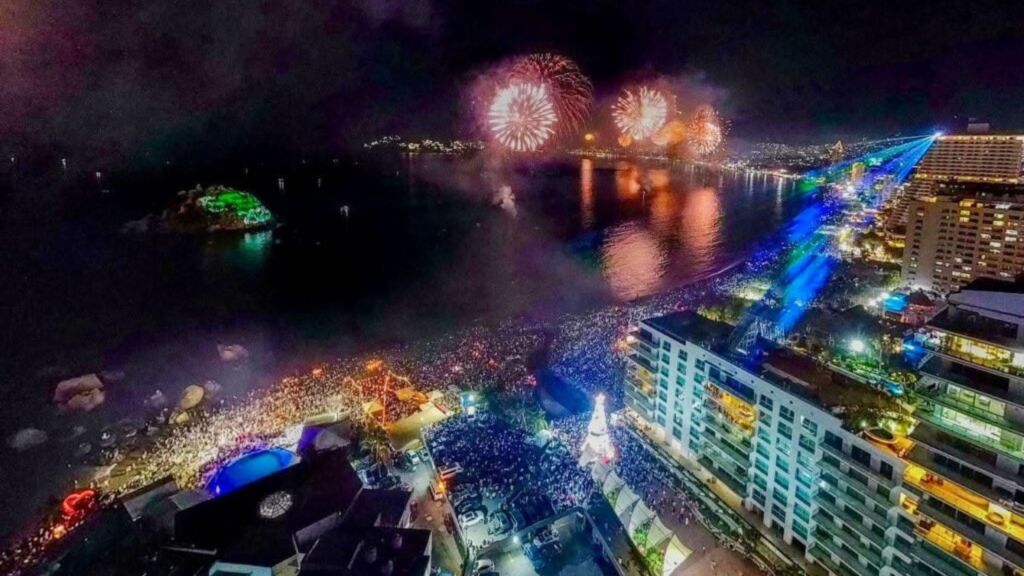 Acapulco recibe 2026 con gala pirotécnica: Más de 600 mil visitantes y hoteles al&nbsp;92%